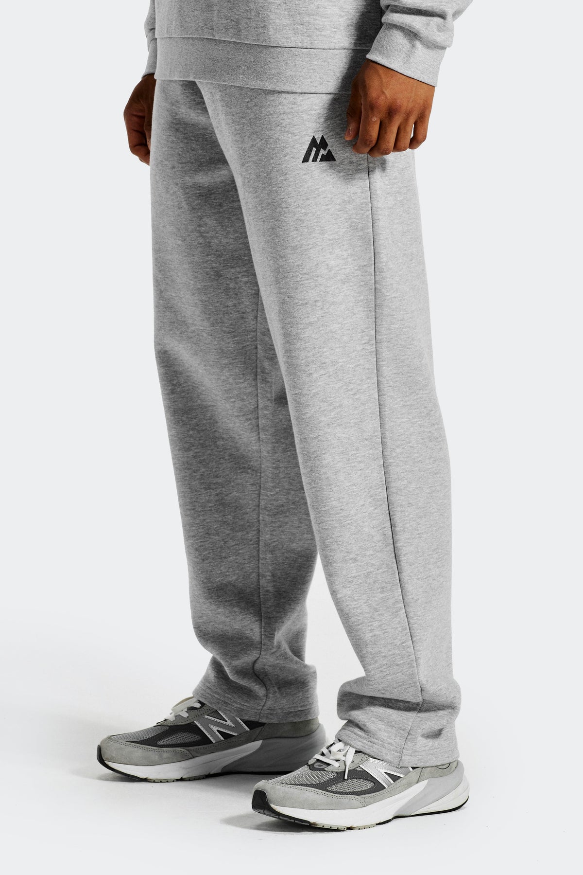 Montirex Essential Straight Leg Jogger - Grey