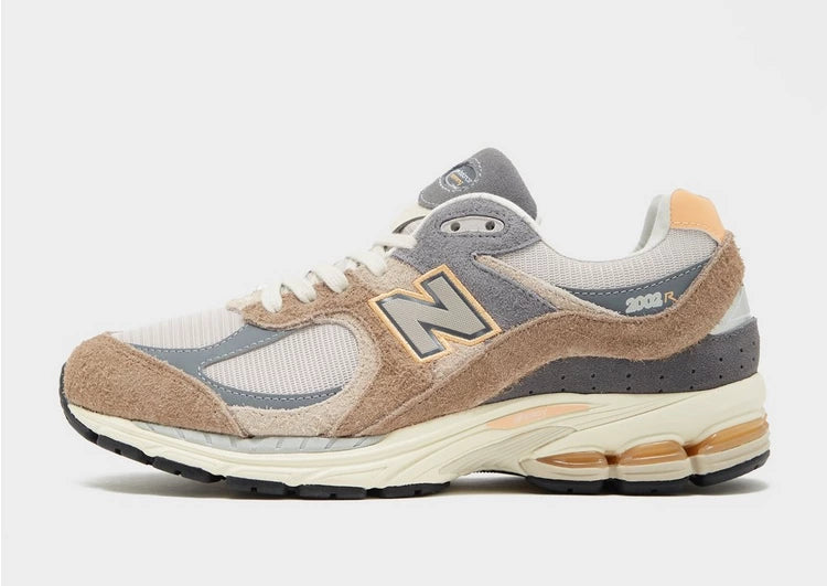 NEW BALANCE 2002R - BROWN / GREY / WHITE