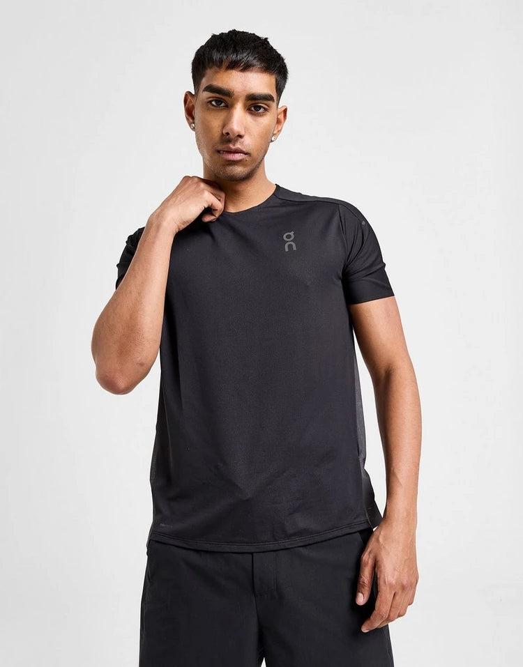 ON RUNNING PERFORMANCE T SHIRT - BLACK