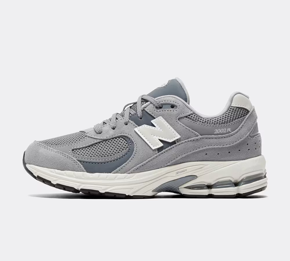 NEW BALANCE 2002R JUNIOR - STEEL/ WHITE